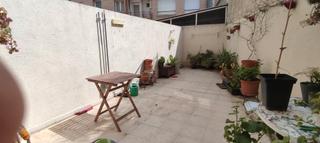 Appartement  Carrer d'ustrell. Pis venda amb terrassa c/ustrell - rda ponent