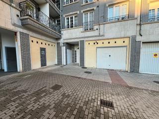 Local Comercial a Calle de antonio machado 39