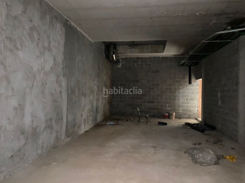 Foto 11a51af7-c4ef-4e57-ae2c-80f9ed98a8e5. Local comercial en calle torre la 1d en Aller