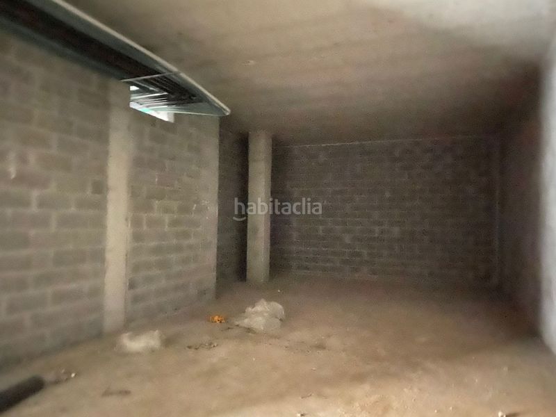 Foto 43acb1ab-f918-4564-b570-fb16e598dfc6. Local comercial en calle torre la 1d en Aller
