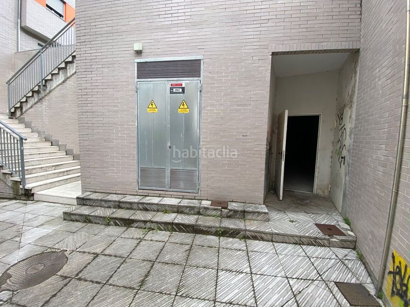 Foto a2b563ab-3a07-43fa-b788-bd56f071a6be. Local comercial en calle torre la 1d en Aller