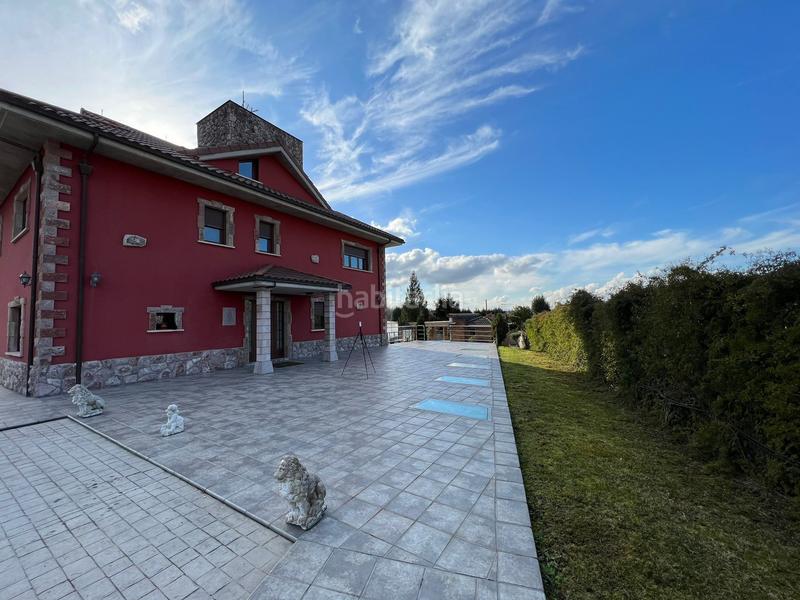 Foto b892abd1-8bee-440e-940d-4ac176ae7cf5. Chalet in parque manjoya 8 in Parroquias Sur - La Manjoya Oviedo