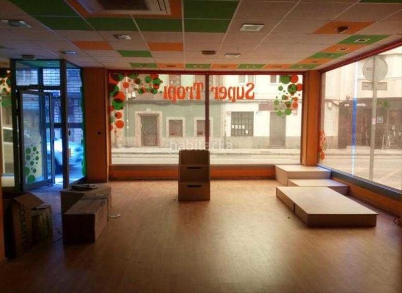 Foto 8c9cf2e1-df0f-42f0-b6ab-c1f50ac2ce0e. Local comercial a calle melquiades álvarez 72 a La Felguera Langreo