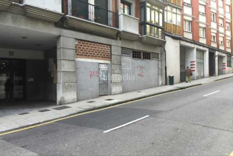 Foto 25689b8d-4932-4c1a-8bc8-c184c9aa57e0. Local comercial en calle azcárraga 22 en El Postigo Oviedo