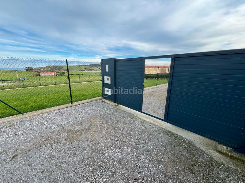 Foto a16612d6-3b4c-467b-ac5f-b1bc5b60708f. Terreny residencial a lugar el pueblo 128 a Verdicio-Bañugues-Cabo Peña Gozón