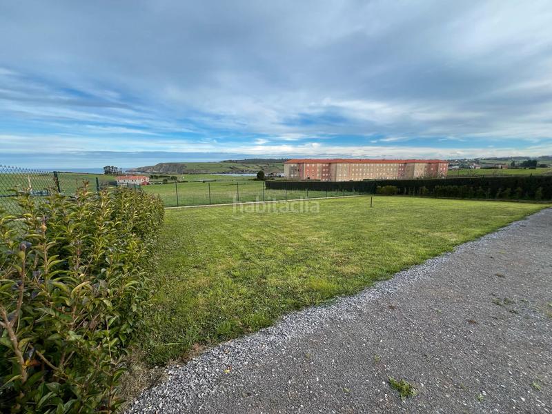 Foto f8c874c6-494f-4721-8805-5da99dd8b6b6. Terrain résidentiel dans lugar el pueblo 128 dans Verdicio-Bañugues-Cabo Peña Gozón