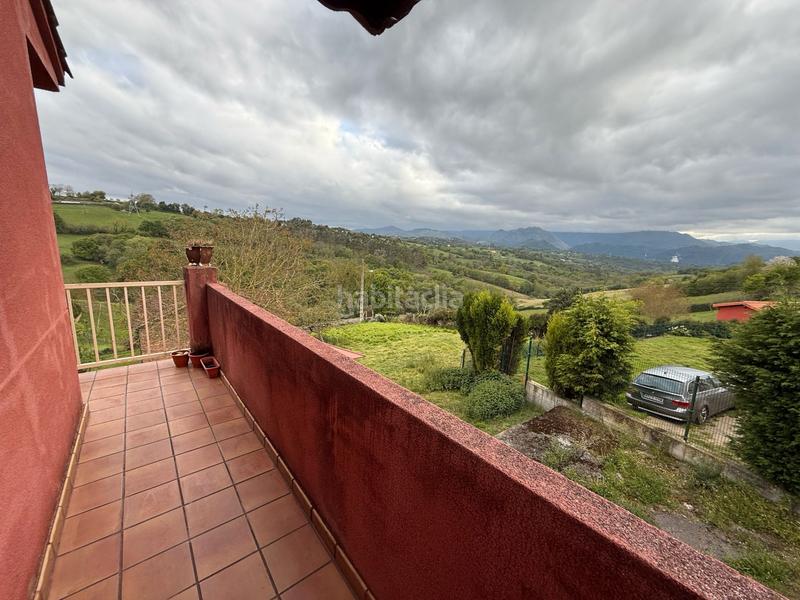 Foto 588ab7ff-cfe3-47f4-82a9-d5bac5d8aba3. Chalet in aldea covadonga 6 in Parroquias Sur - La Manjoya Oviedo