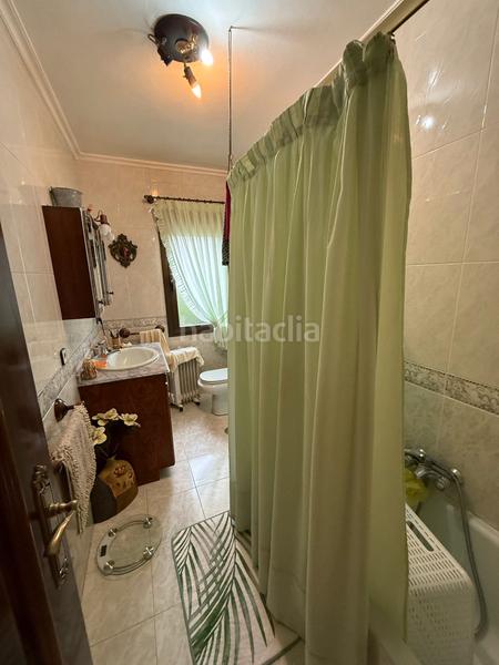 Foto f42cab83-aaea-4c0a-aa94-2c316d926757. Chalet in aldea covadonga 6 in Parroquias Sur - La Manjoya Oviedo