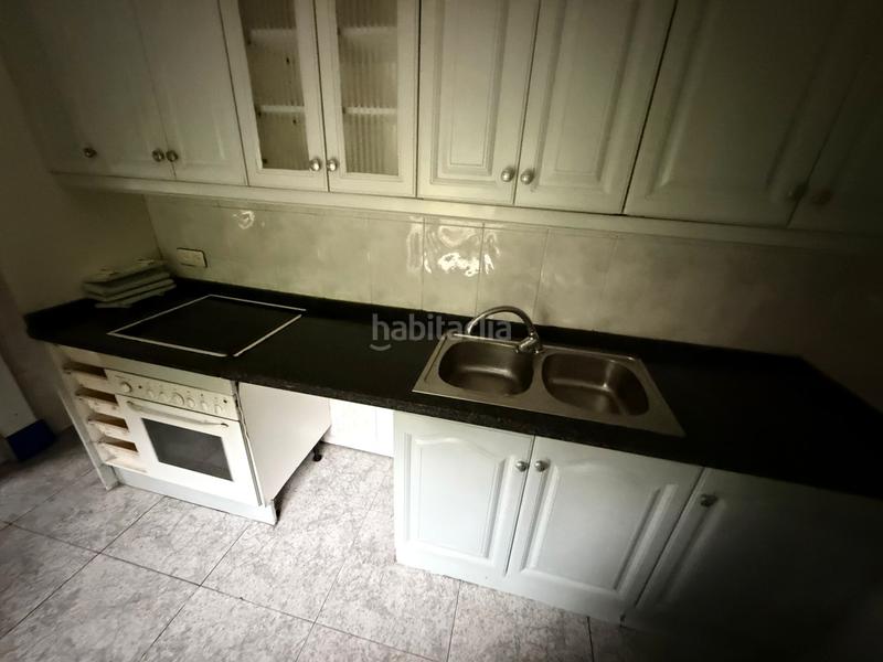 Foto e80a84af-04f6-44e7-8e16-1dae7146722c. Casa aparellada a calle nalona 27 a Sama Langreo