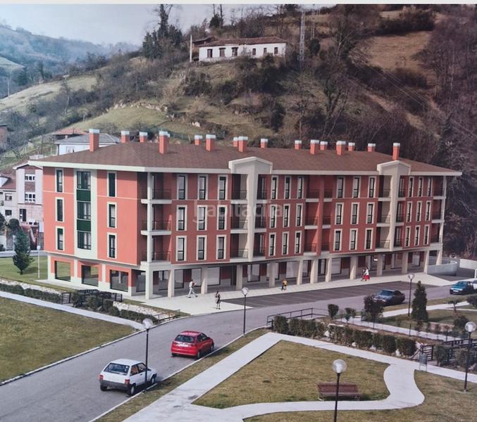 Foto 32b031eb-8b78-4102-9e84-e8dbc539dd9a. Terreno residencial en calle constitución 5 en Morcín