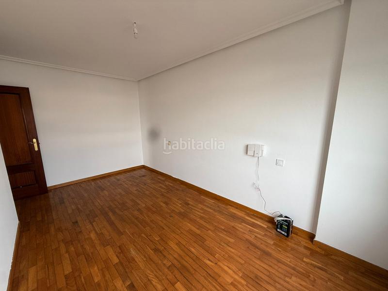 Foto 5df7543a-6bd4-417e-a303-aef53e63fe8b. Appartamento in calle río sella 6 in Lugones Siero