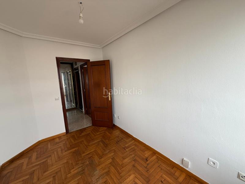Foto cf77bd5f-92bd-4c3a-8fc5-8c772f29fdc5. Appartamento in calle río sella 6 in Lugones Siero