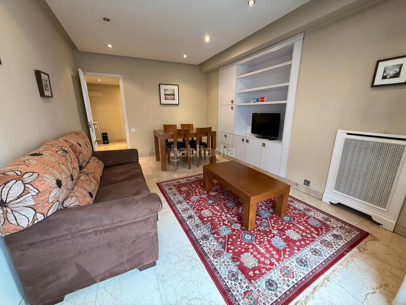 Foto fbaa3d93-f799-40c6-8c5e-79184e09b3cc. Apartament a viaducto del ingeniero marquina 2 a Oviedo