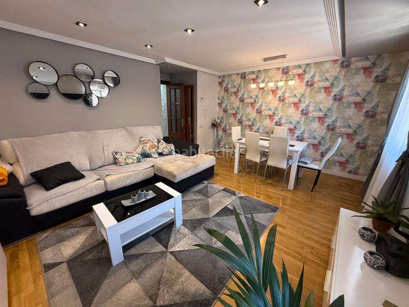 Foto 06f13197-f438-44a0-9acc-ab8b3f79061f. Appartamento in calle miguel ángel blanco 59 in Masip Oviedo