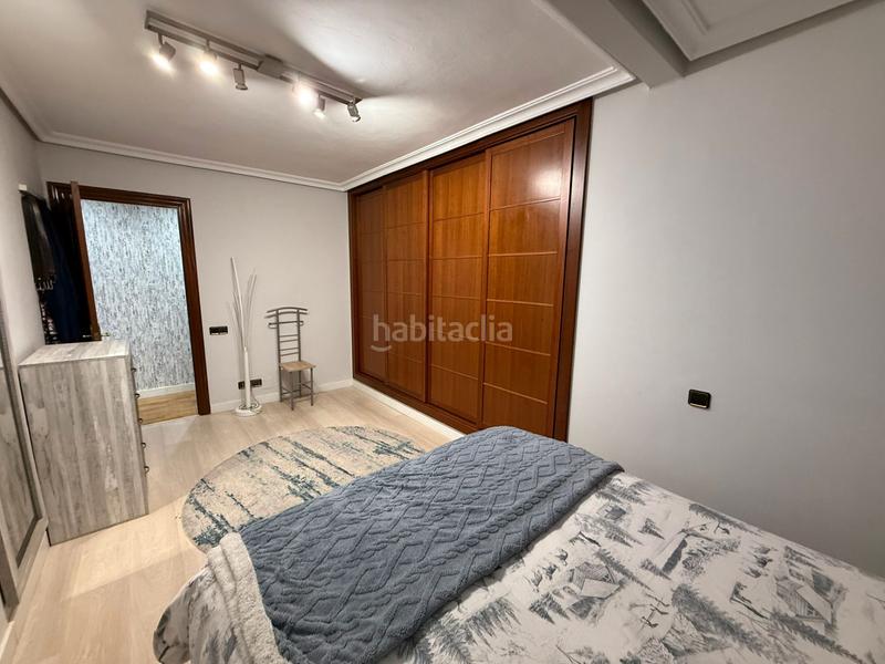 Foto 50911f72-4fd7-497a-b90c-782015f5bae2. Appartamento in calle miguel ángel blanco 59 in Masip Oviedo