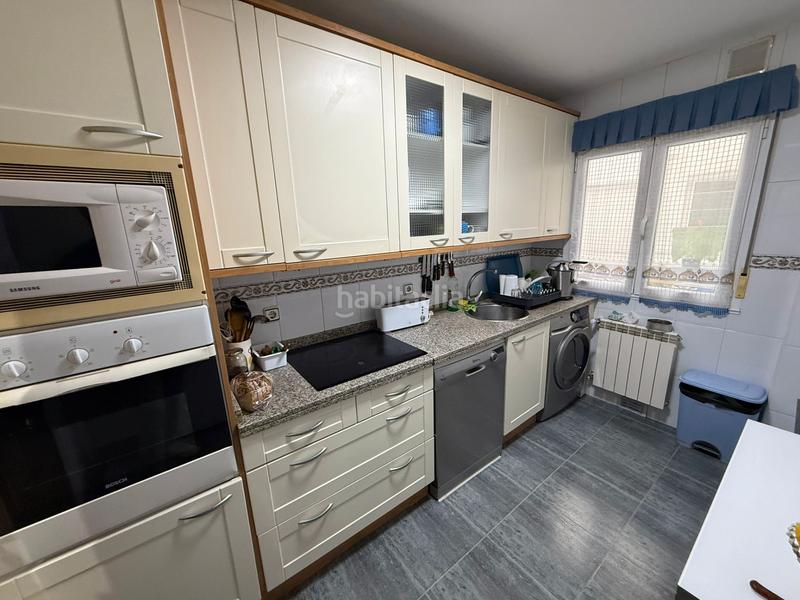 Foto edde8e81-ac02-4c99-99b0-7c2cbbba00e3. Appartamento in calle miguel ángel blanco 59 in Masip Oviedo