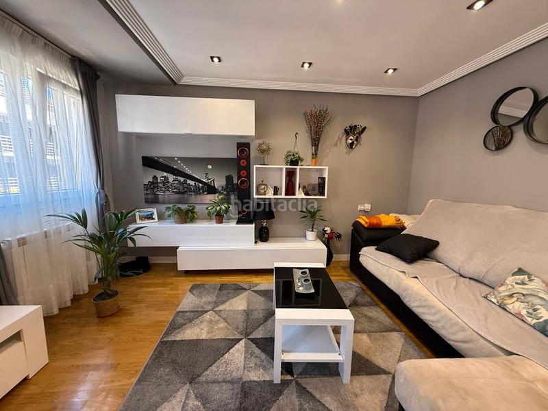 Foto f584a6be-cab1-40c1-855a-3fa2cda9a712. Appartamento in calle miguel ángel blanco 59 in Masip Oviedo