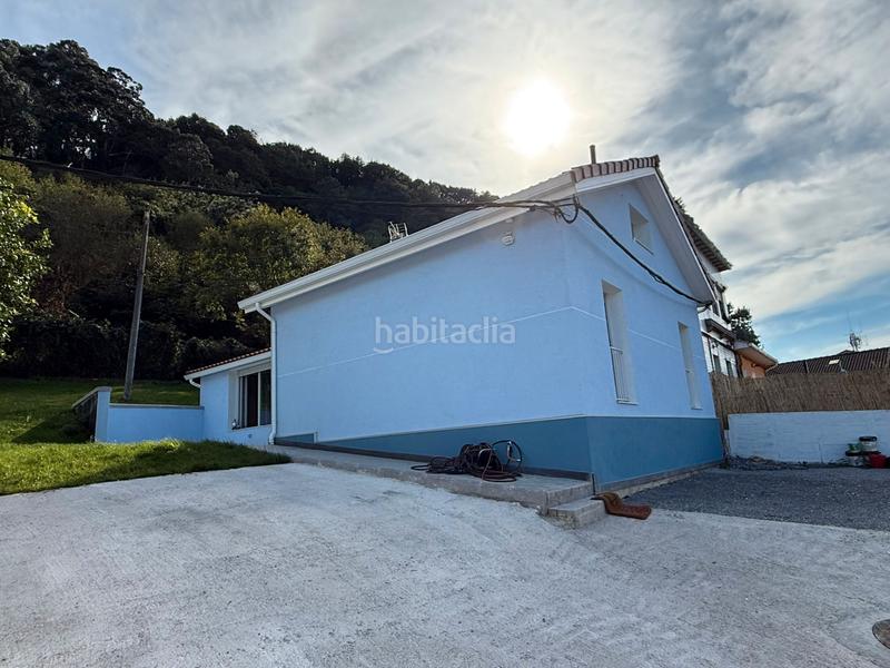 Foto 04b40449-ff94-461d-a787-b4229d8c1b17. Chalet with heating parking in Salinas Castrillón