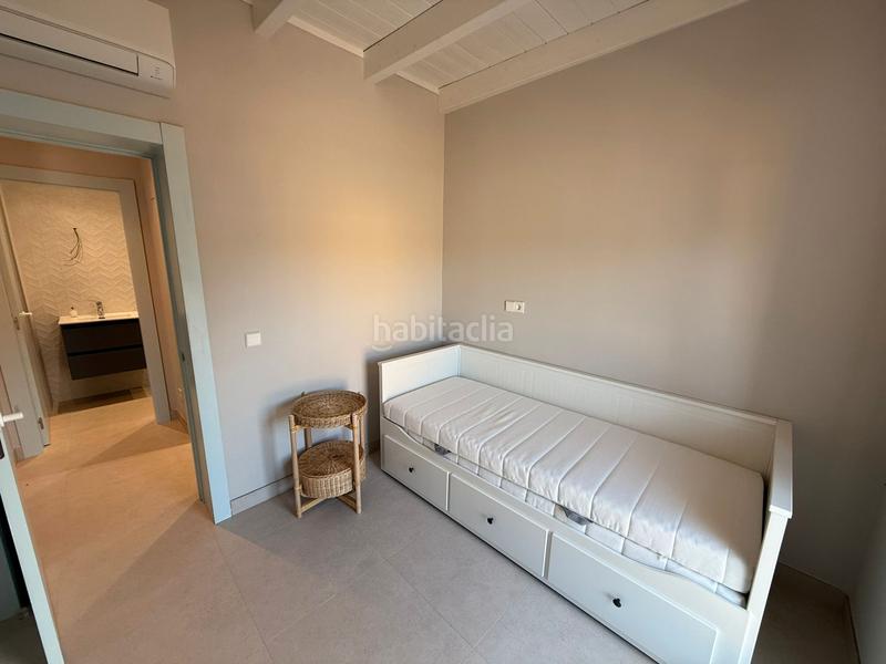 Foto 9e3be1d9-c6da-411e-8401-140c56a868a9. Chalet avec chauffage parking dans Salinas Castrillón