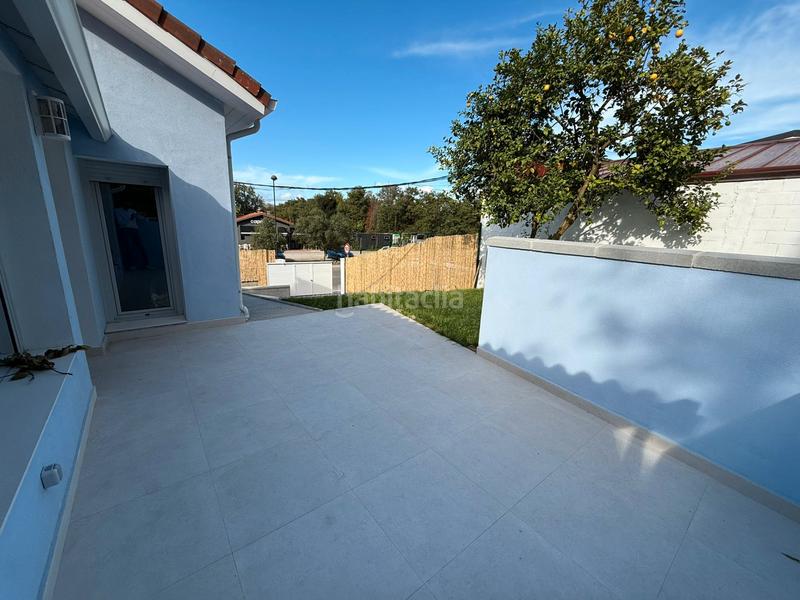 Foto 083ea1c4-c301-45ef-931b-bb2e6dd07566. Chalet con riscaldamento parcheggio in Salinas Castrillón