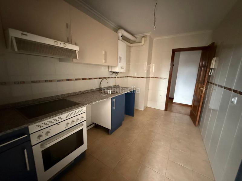 Foto 4f881d52-c548-40cd-bc29-45ed926cfac2. Flat in calle espinosa 14 in La Calzada Gijón