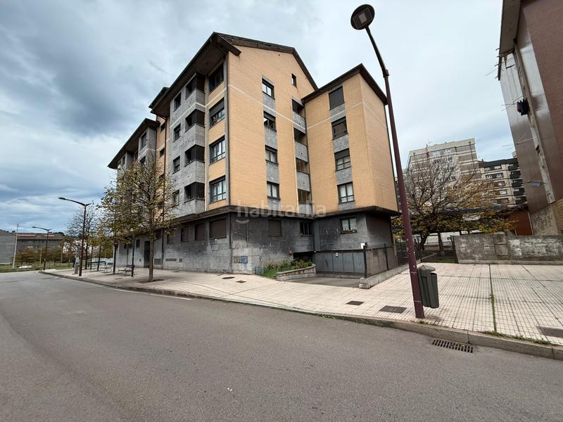 Foto c88c39c8-c588-4352-b1a2-8087daab9753. Piso en calle espinosa 14 en La Calzada Gijón