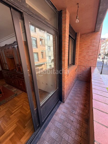 Foto f33b75a5-c228-493c-9bb4-0b3b7c9dc685. Pis amb calefacció aparcament a Masip Oviedo