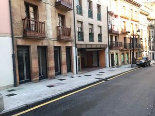 Lloguer Local Comercial a Calle rosal 26. Local en alquiler situado en calle el rosal