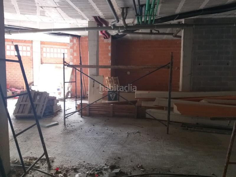 Foto c11e1880-824e-4ab7-9d11-3494ce793b6f. Local comercial a calle torre la 1d a Aller