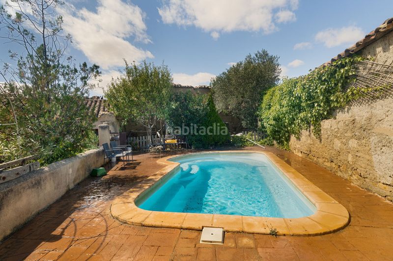Foto cd49b06f-5b98-4544-b60d-b3a958f1154b. Casale con camino riscaldamento parcheggio piscina in Benafarces