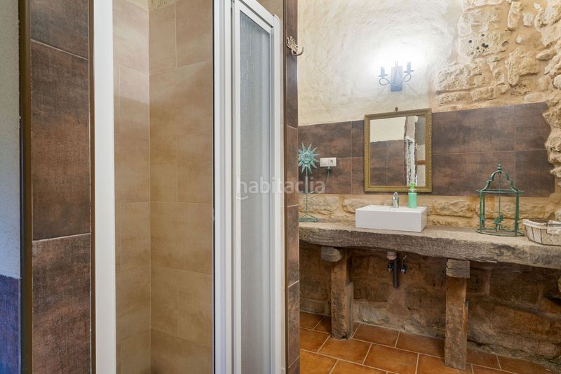 Foto d82f3729-8a03-4435-a0f7-c7253d866387. Casale con camino riscaldamento parcheggio piscina in Benafarces