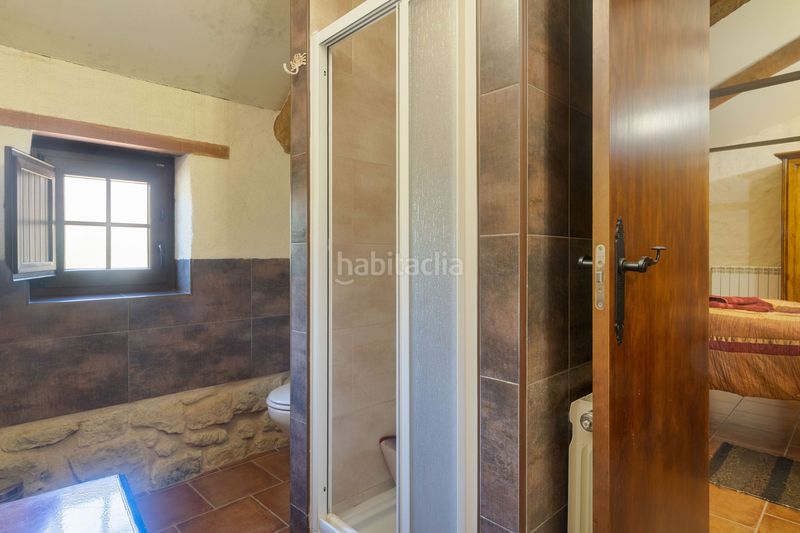 Foto e2872aed-996f-44a0-aeb8-e27a3976ed75. Casale con camino riscaldamento parcheggio piscina in Benafarces