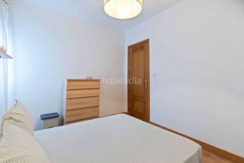 Foto cfcca91b-58f2-44dc-a009-9f82966498f4. Rent flat with heating in Arapiles Madrid