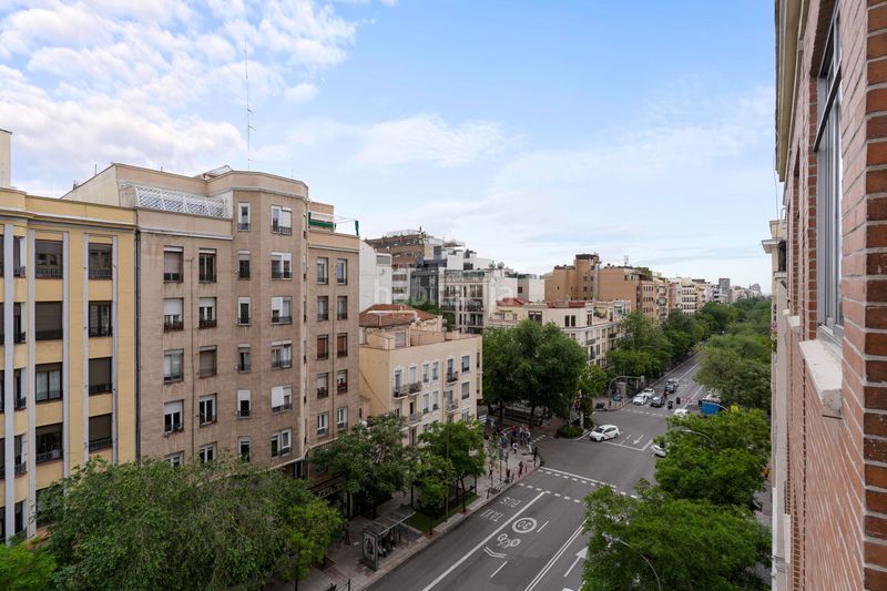 Foto 4562a2f1-79f3-4d6f-97ee-bd4d18080a51. Flat with heating parking in Lista Madrid