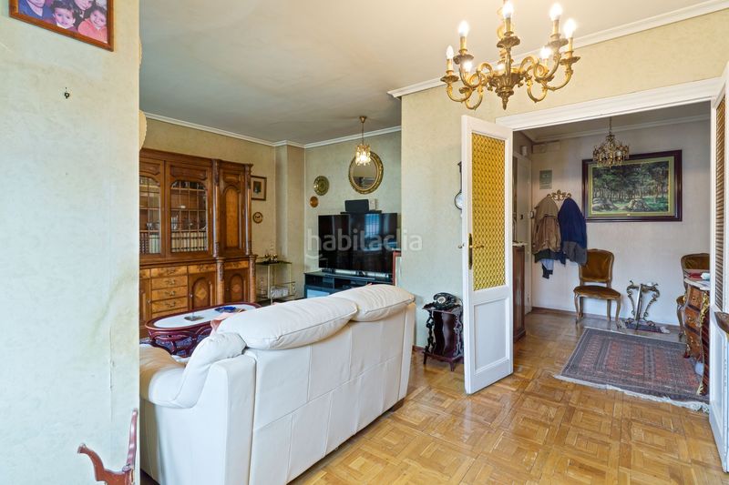 Foto 5e3a0542-c2e9-4791-9e77-10222fb0bb66. Piso en Lista Madrid