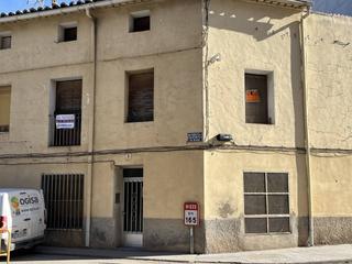 Casa a Plano alto 9. Casa en venta en híjar