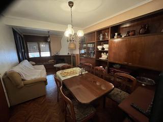 Miete Etagenwohnung in Blasco 7. Se alquila piso de 5 dormitorios en el centro de alcañiz