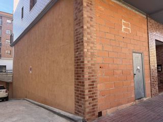 Local Comercial a Calle belmonte de san josé 18. Se vende local comercial en el centro de alcañiz