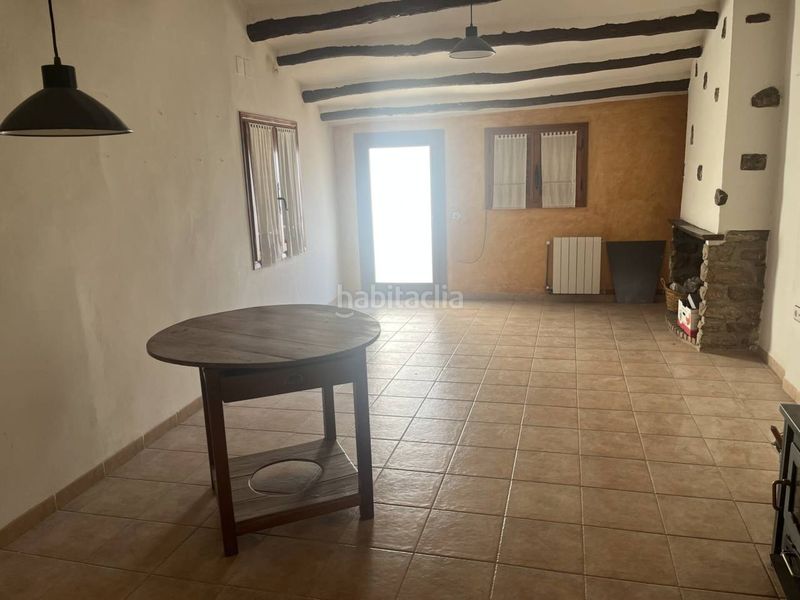 Foto dd30d066-fbe4-4ce8-a598-822beb9a396b. Casa amb calefacció a Castelserás