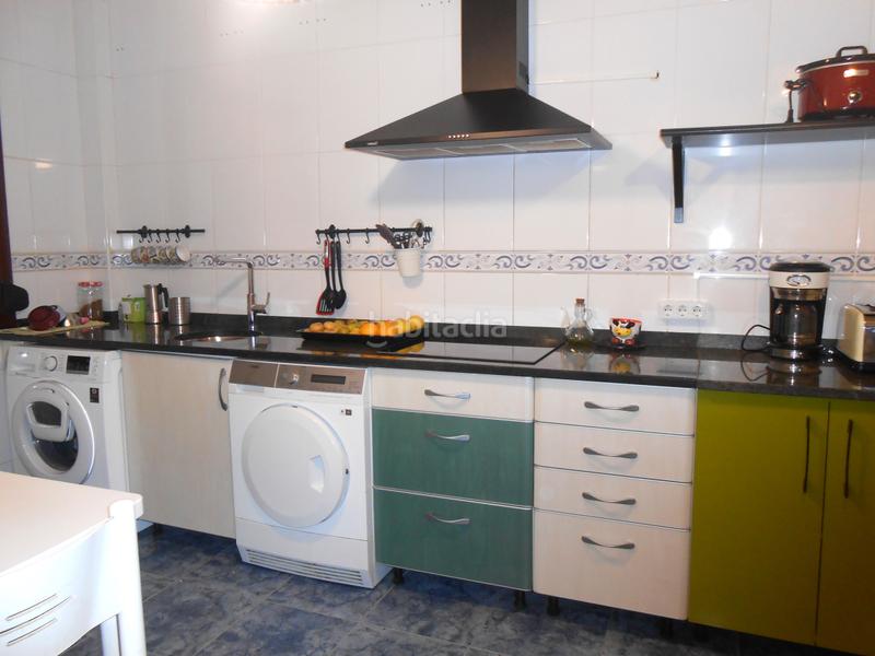 Foto 00a9a1c1-34e5-4c8a-a350-5d9c3e803385. Appartamento con parcheggio in Iralabarri Bilbao
