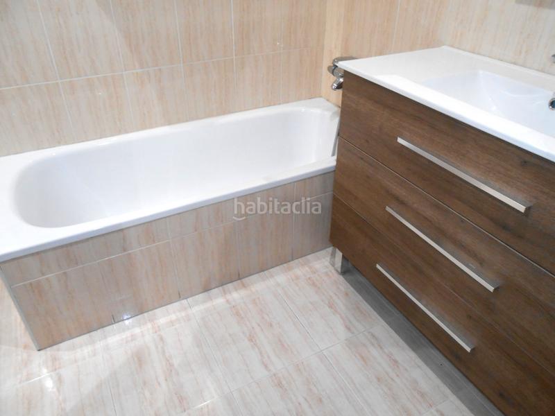 Foto c1264eef-1247-4b8e-806b-dfdeb4e3a18f. Piso  amueblado para entrar a vivir con garaje y trastero en Bilbao