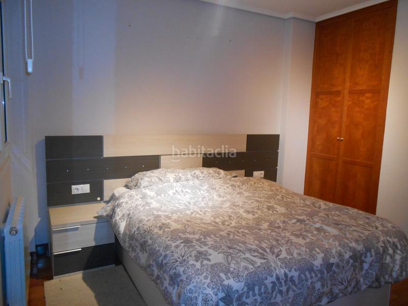 Foto c565d1bb-7a72-4406-a28a-24a6114ffd35. Piso  amueblado para entrar a vivir con garaje y trastero en Bilbao