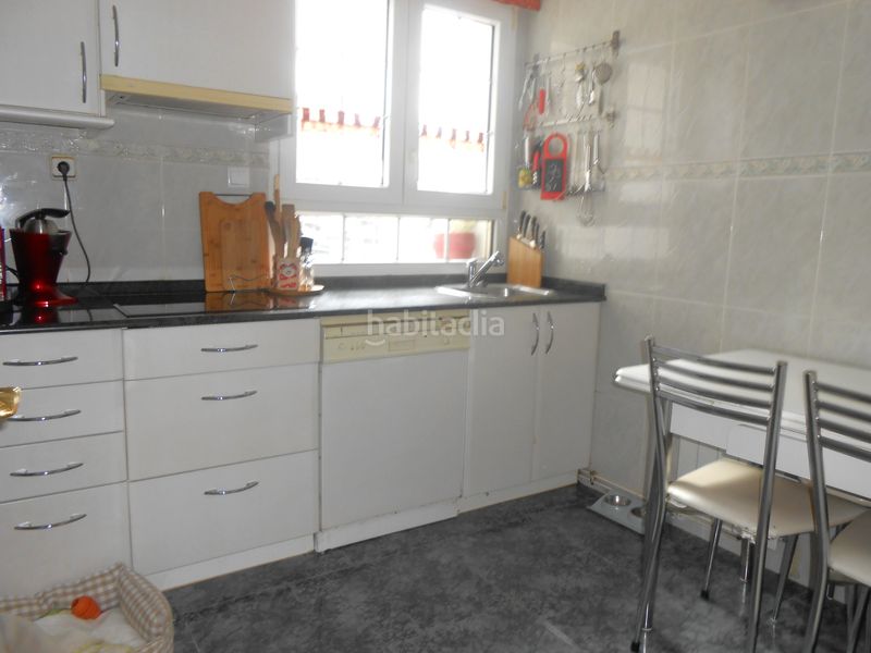 Foto 2b50a207-6e09-4cfd-89d0-8031372281ed. Piso  alto con ascensor de tres dormitorios , para entrar a vivir!! en Bilbao