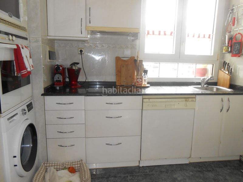 Foto 6e04a999-80d6-45eb-8700-7c2c63c1c30a. Piso  alto con ascensor de tres dormitorios , para entrar a vivir!! en Bilbao