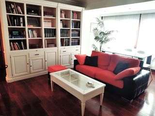Etagenwohnung  Zubiaurre pintores kalea. Piso reformado ideal para familia con hijos , luminoso y ascenso