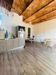 Etagenwohnung in La Marina del Port. Oportunidad.
