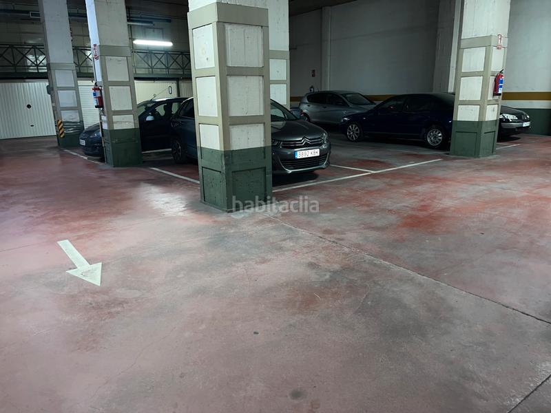 Foto f666b58f-79a9-4bcb-8889-57c376df5cd8. Parking coche garaje en venta deusto en San Pedro de Deusto - La Ribera Bilbao