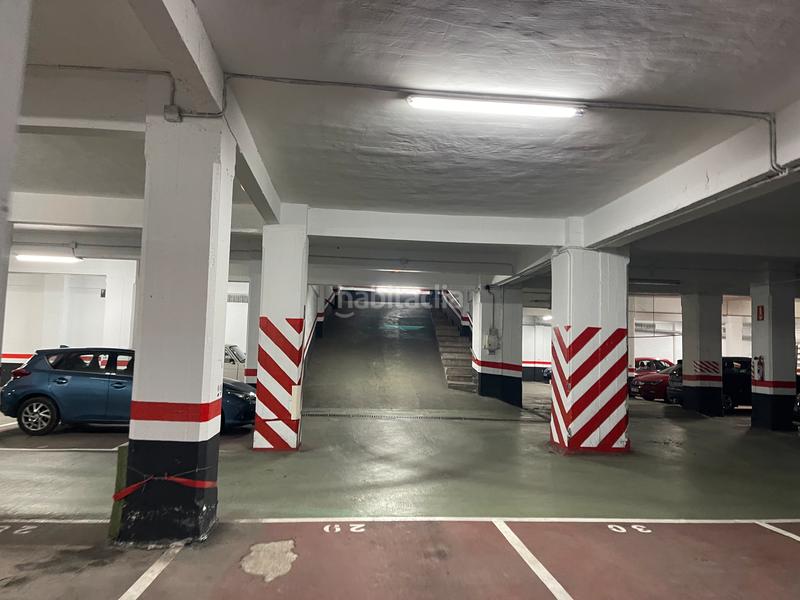 Foto 5703c916-311e-4465-8f49-faf122790684. Parking coche en San Pedro de Deusto - La Ribera Bilbao