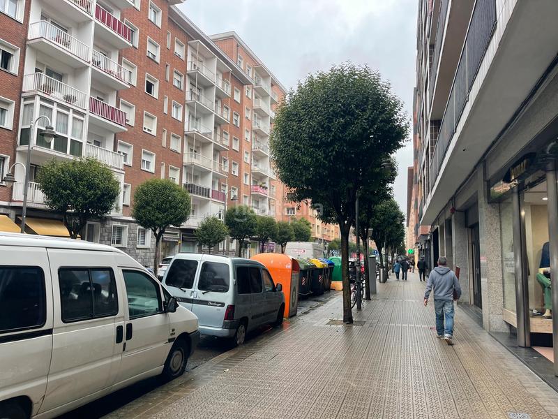 Foto df0e2a66-80b3-4d2f-a252-2b1df9dbe216. Lloguer pis a San Pedro de Deusto - La Ribera Bilbao