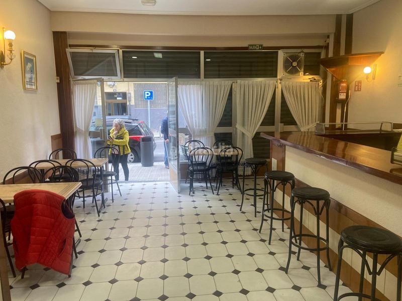 Foto 717aae70-8e76-49e1-8c85-8814b203b579. Local comercial a La Peña Bilbao